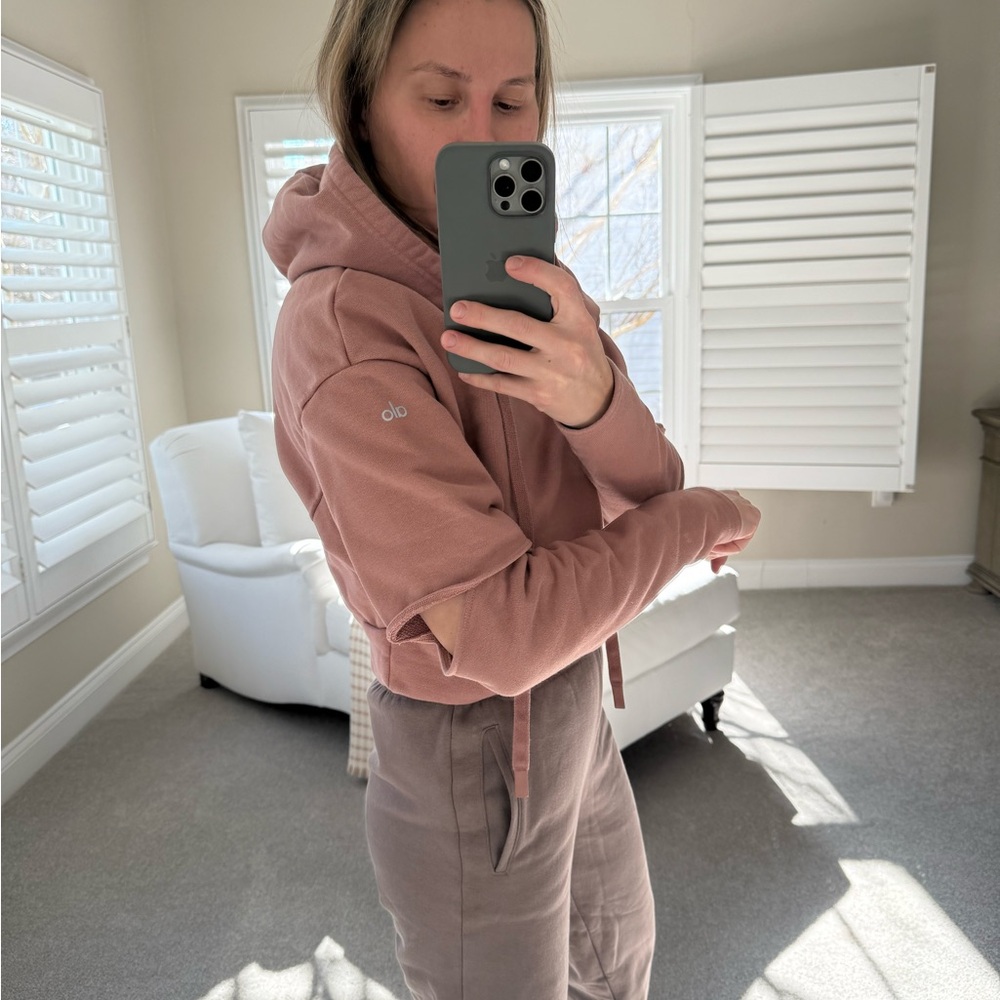 Sweatshirt - Picture 4 of 9